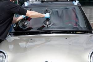 Замена лобового стекла и как вклеить заднее автостекла - снятие и установка бокового щитка | dorpex.ru