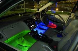 Декоративная подсветка в автомобиле: что под запретом — журнал за рулем
