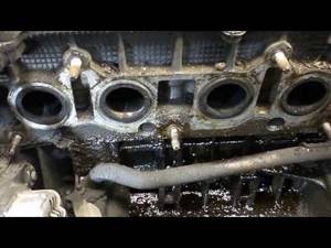 Что делать при течи масла из двигателя?