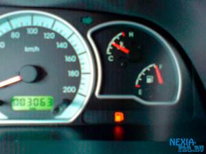 Как устроен датчик уровня топлива автомобиля? 11 возможных причин неисправности и его ремонт