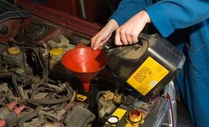 Как правильно проверить уровень масла в автоматической и механической коробке передач автомобиля: инструкция, советы, способы