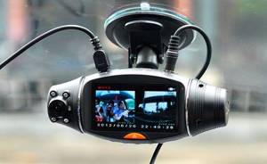 Видеорегистраторы с двумя камерами – достоинства и недостатки