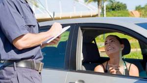 Какой грозит штраф, если забыл документы на машину, права и страховой полис осаго дома в 2019 году, можно узнать из соответствующего закона