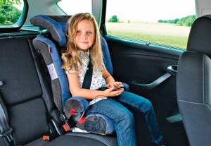 Перевозка детей на переднем сиденье по пдд: требования и закон