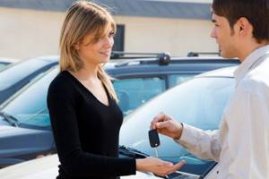 Какие нужны документы на автомобиль, если управляет не собственник?