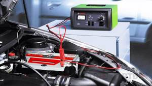 Как правильно заряжать аккумулятор автомобиля зарядным устройством и другими способами