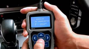 Как грамотно выбрать диагностический сканер для автомобиля? стоит ли покупать? | советы водителям