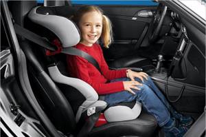 Можно ли возить ребенка на переднем сиденье в автокресле и бустере?