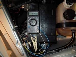 Поиск утечки тока и потребителя энергии на автомобиле