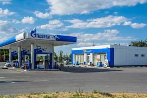 Какой бензин лучше в 2022 году – Лукойл или Газпром?