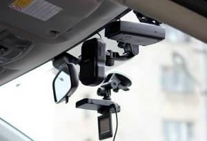 Как и куда подключить видеорегистратор в автомобиле правильно? как провести, проложить провод от видеорегистратора: схема